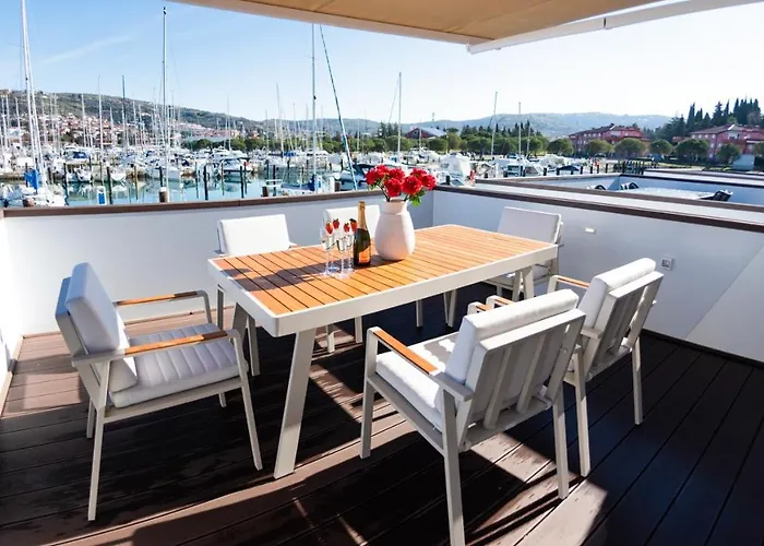 Prázdninový dům Adria Luxury Houseboat Portorož